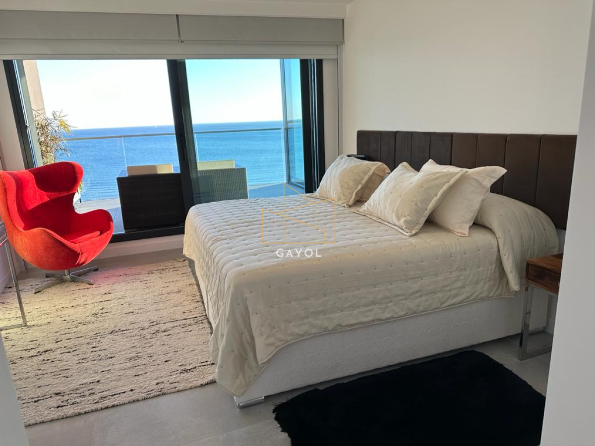 Apartamento ID.484 - Mansa frente al mar parada 18 calidad premium