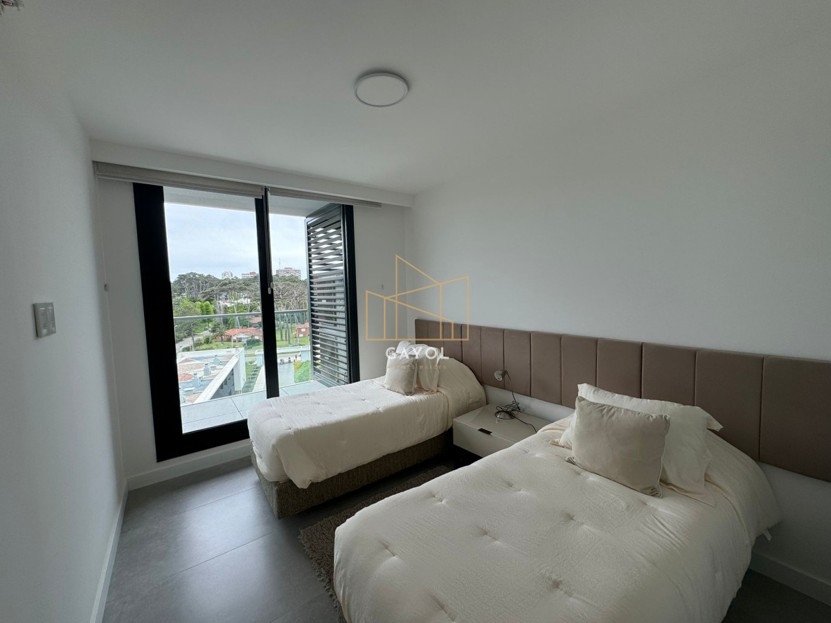 Apartamento ID.484 - Mansa frente al mar parada 18 calidad premium
