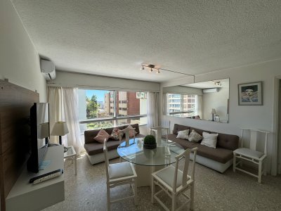 Apartamento en Venta de 3 dormitorios en Torre de las américas , Punta del este , Peninsula 