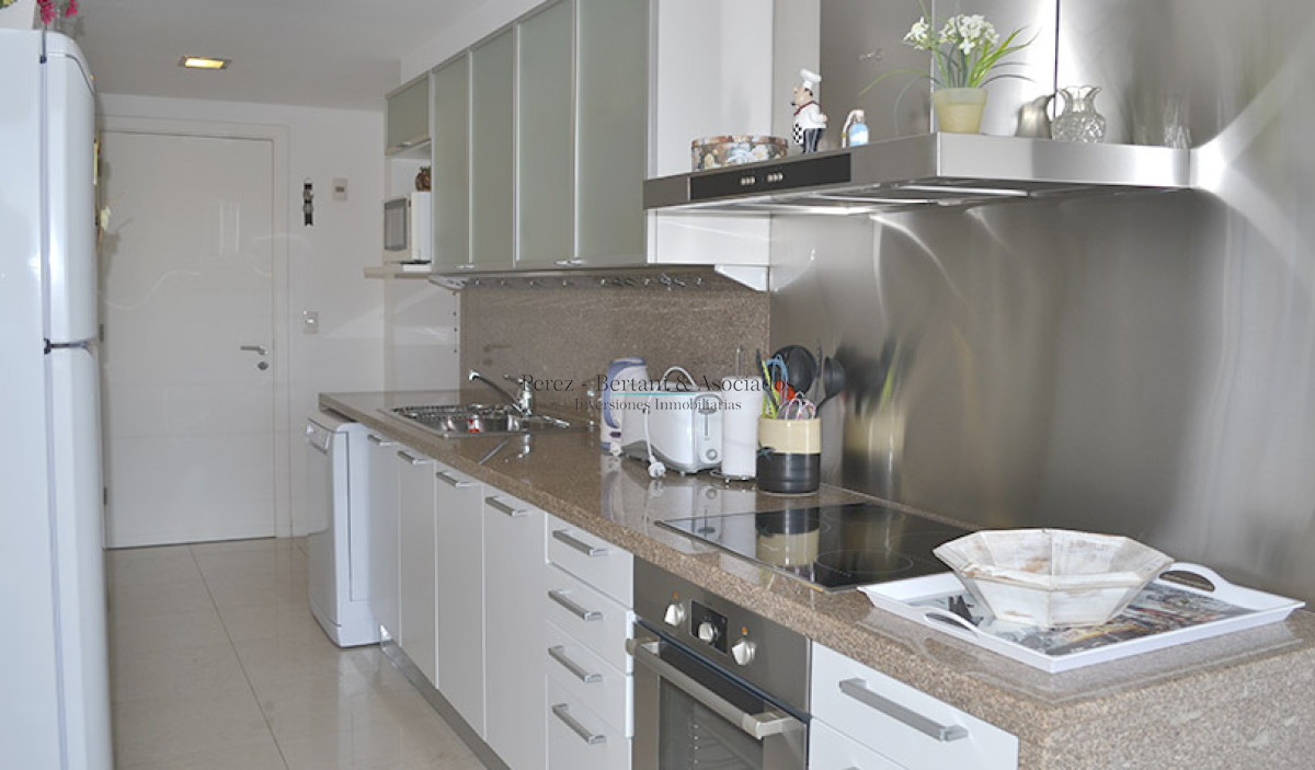 Apartamento ID.812 - Alta gama en playa brava 