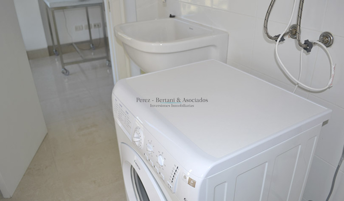 Apartamento ID.812 - Alta gama en playa brava 