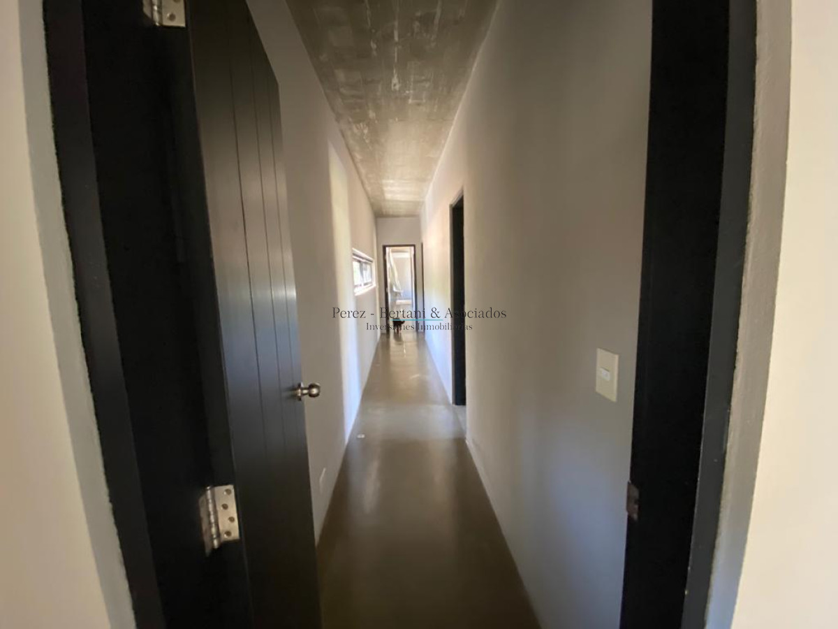 Casa ID.955 - Confortable casa en Barrio Privado