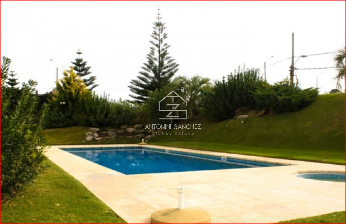 Apartamento ID.1278 - Sobre rambla, categoría y comodidad.
