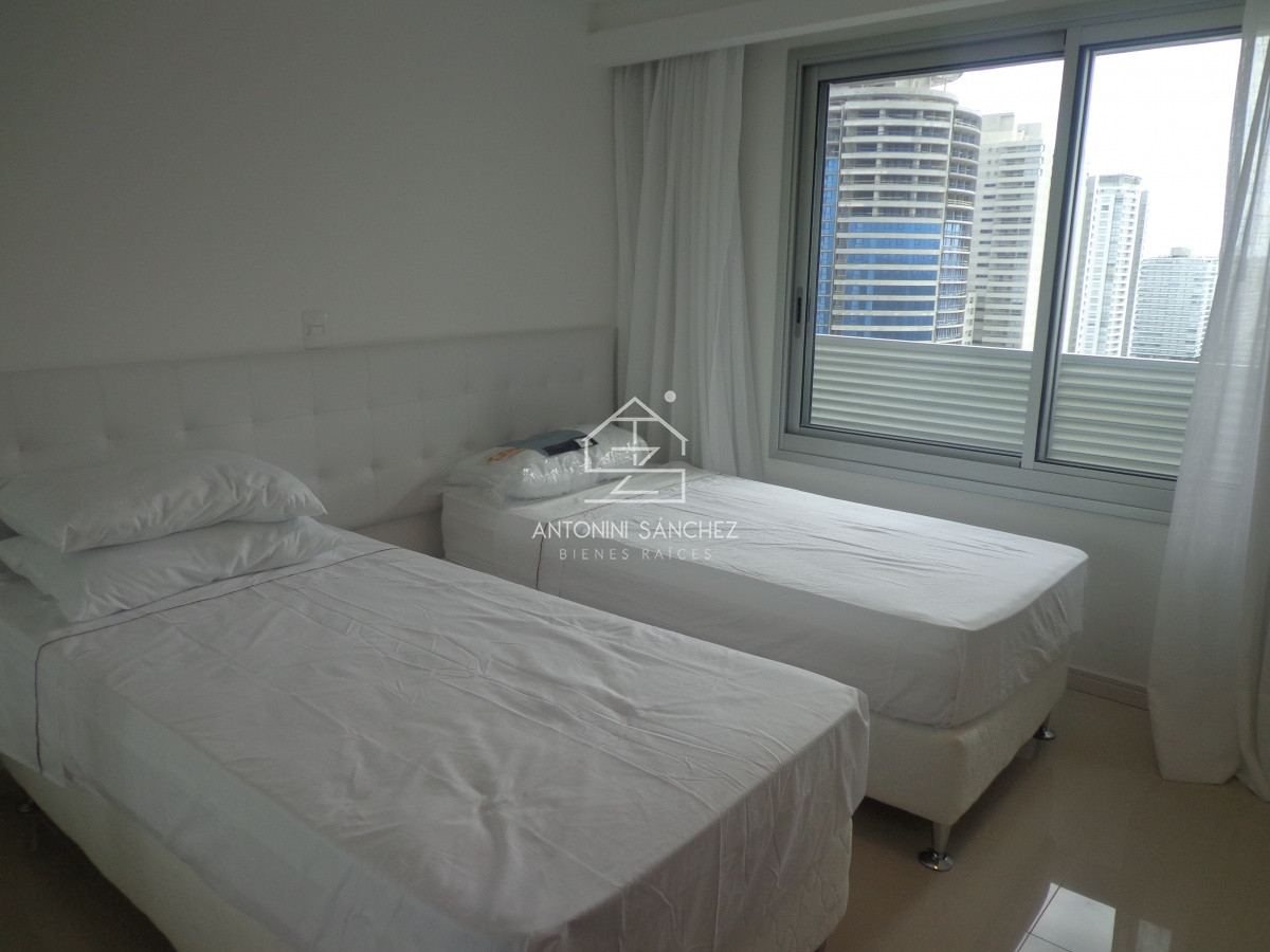 Apartamento ID.1279 - Brava 3 dormitorios y servicio