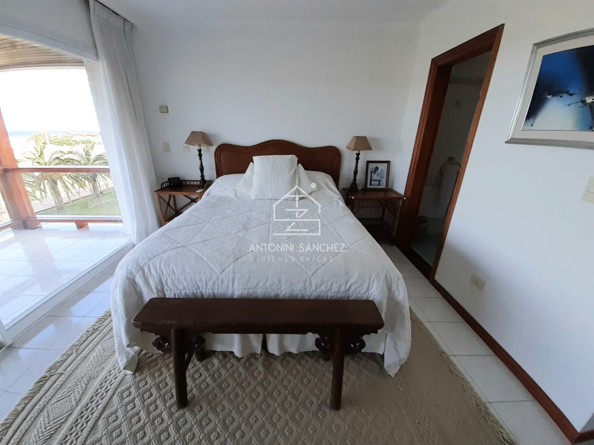 Apartamento ID.1278 - Sobre rambla, categoría y comodidad.