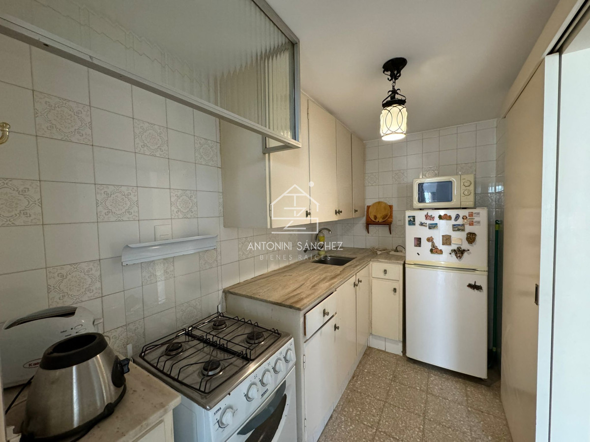 Apartamento ID.2048 - Peninsula gastos comunes bajos con buen garaje en sub suelo