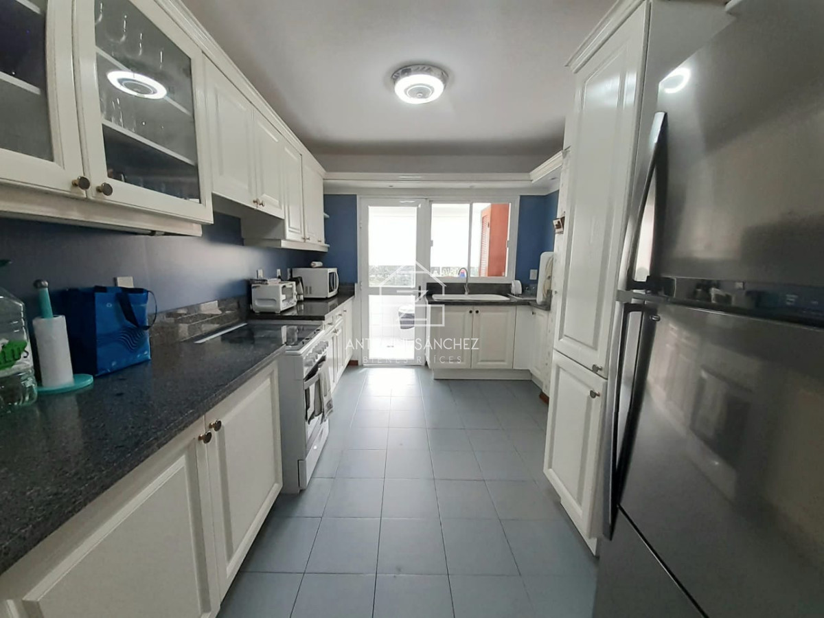 Apartamento ID.1278 - Sobre rambla, categoría y comodidad.