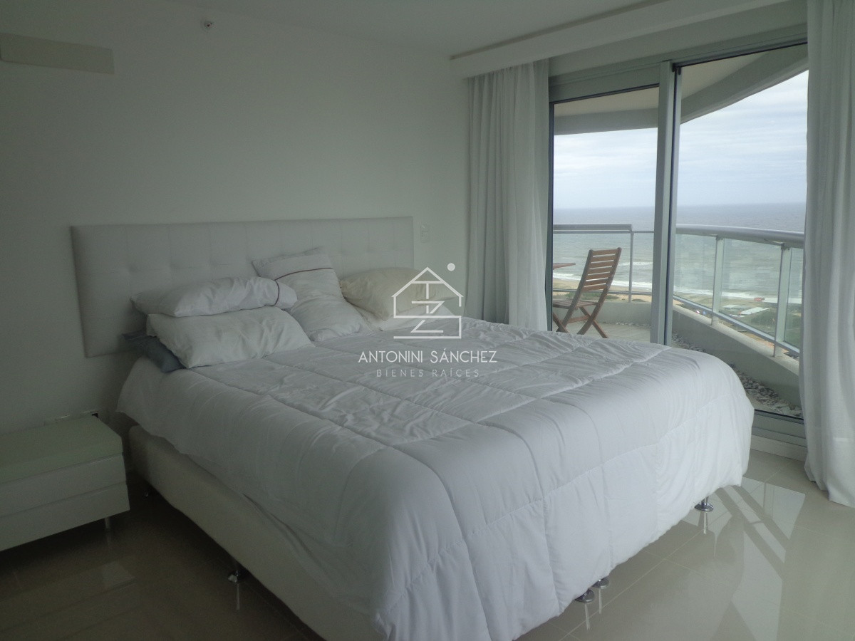 Apartamento ID.1279 - Brava 3 dormitorios y servicio