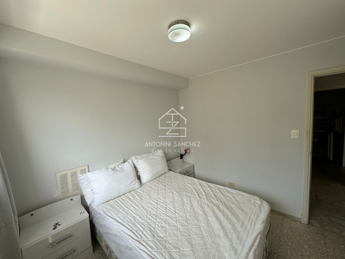Apartamento ID.2048 - Peninsula gastos comunes bajos con buen garaje en sub suelo