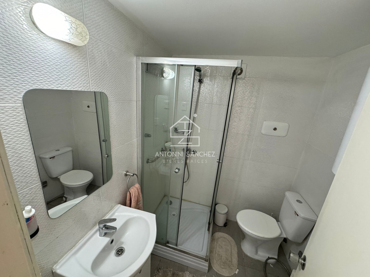Apartamento ID.2048 - Peninsula gastos comunes bajos con buen garaje en sub suelo