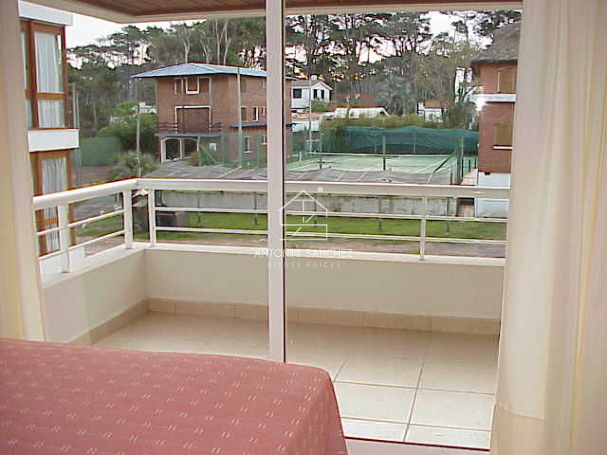 Apartamento ID.1280 - Brava, 3 dormitorios y dependencia