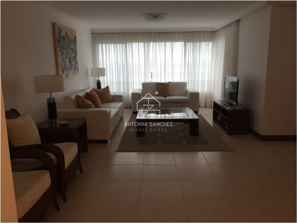 Apartamento ID.1280 - Brava, 3 dormitorios y dependencia