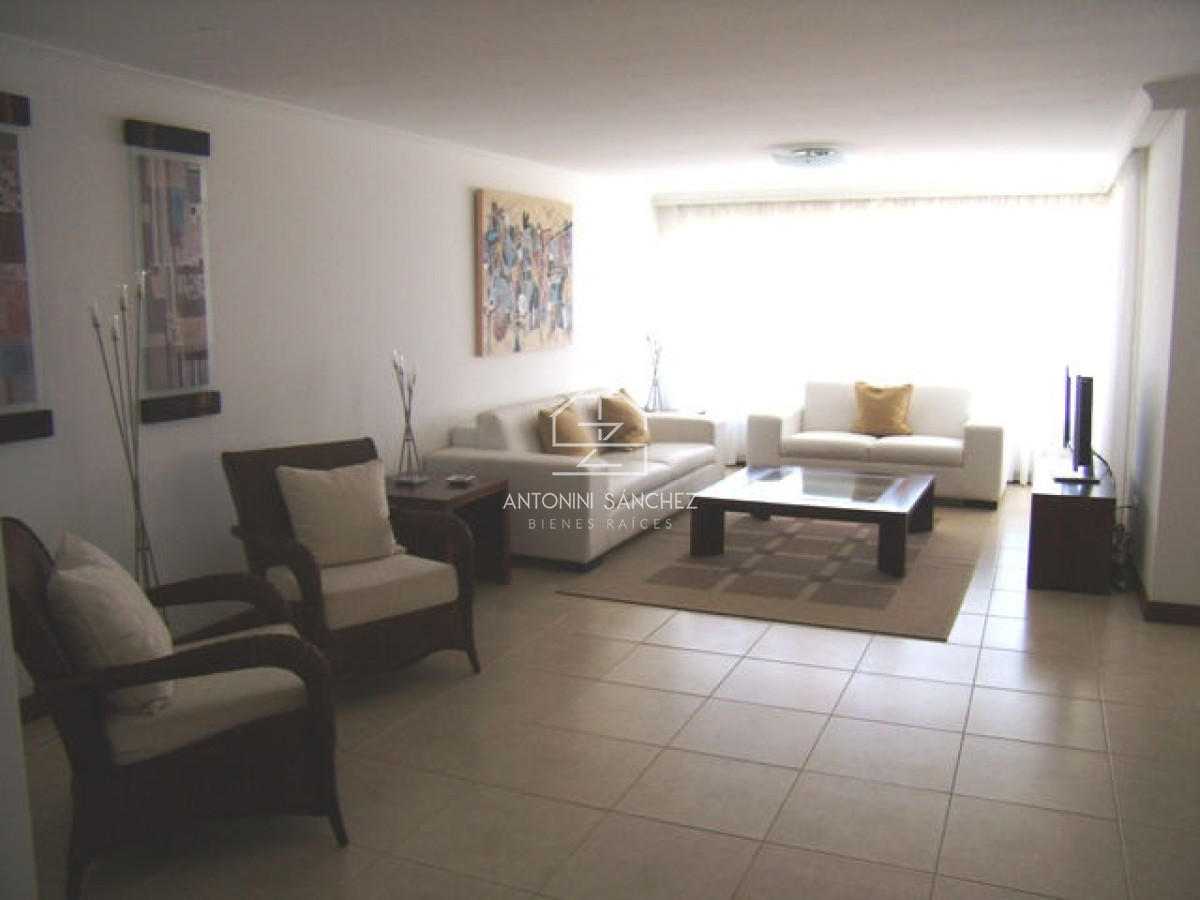 Apartamento ID.1280 - Brava, 3 dormitorios y dependencia
