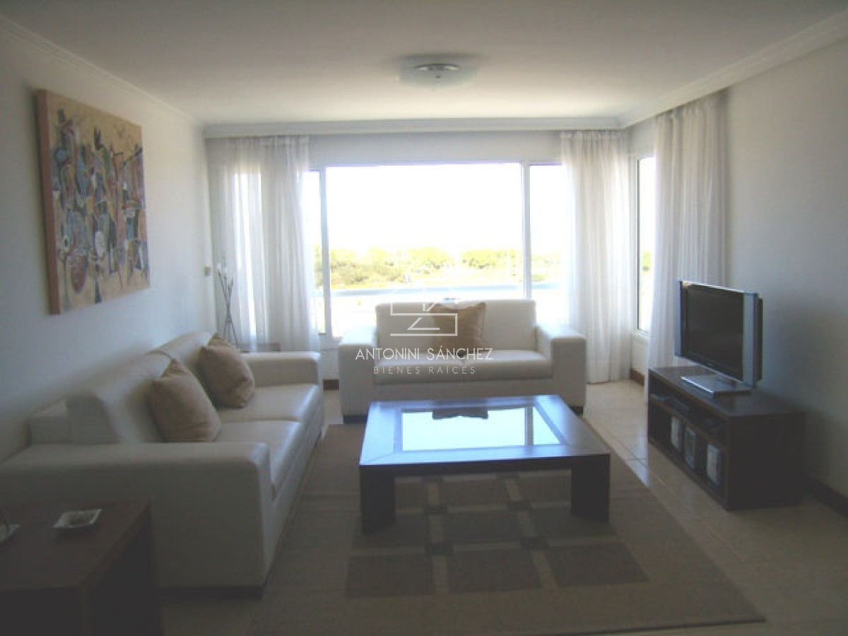 Apartamento ID.1280 - Brava, 3 dormitorios y dependencia