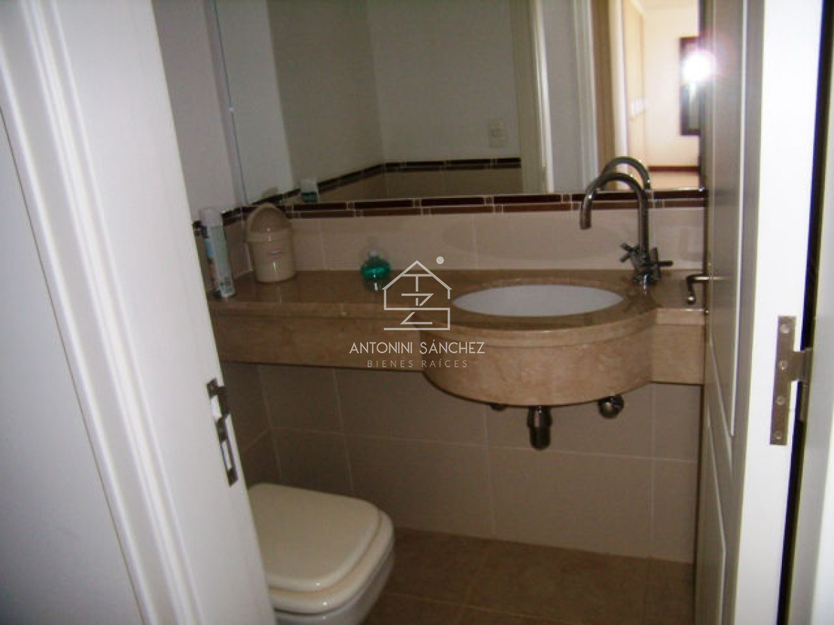 Apartamento ID.1280 - Brava, 3 dormitorios y dependencia