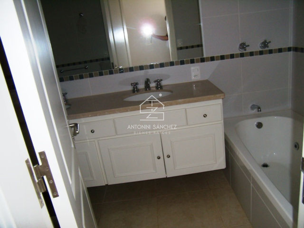 Apartamento ID.1280 - Brava, 3 dormitorios y dependencia