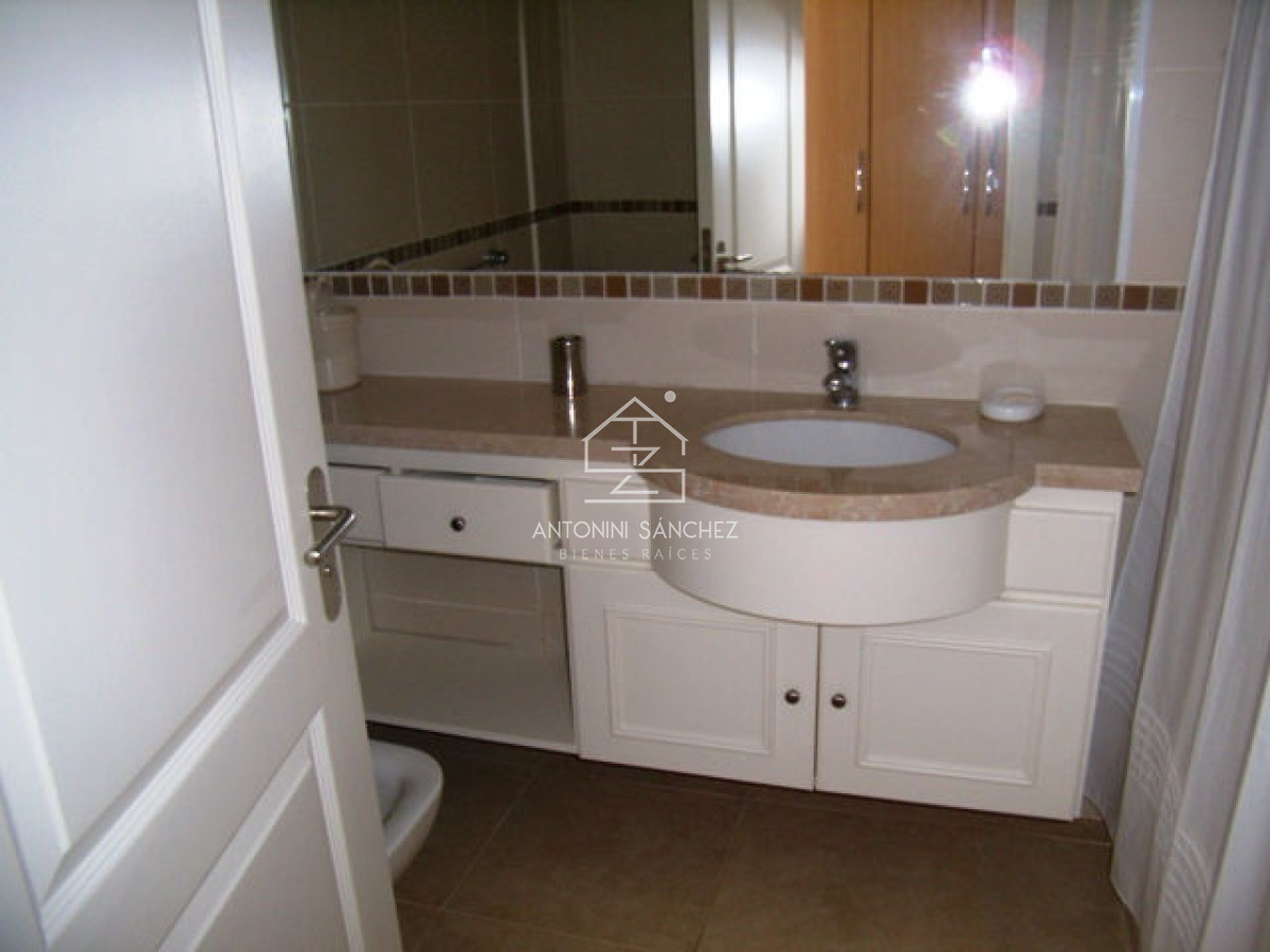 Apartamento ID.1280 - Brava, 3 dormitorios y dependencia