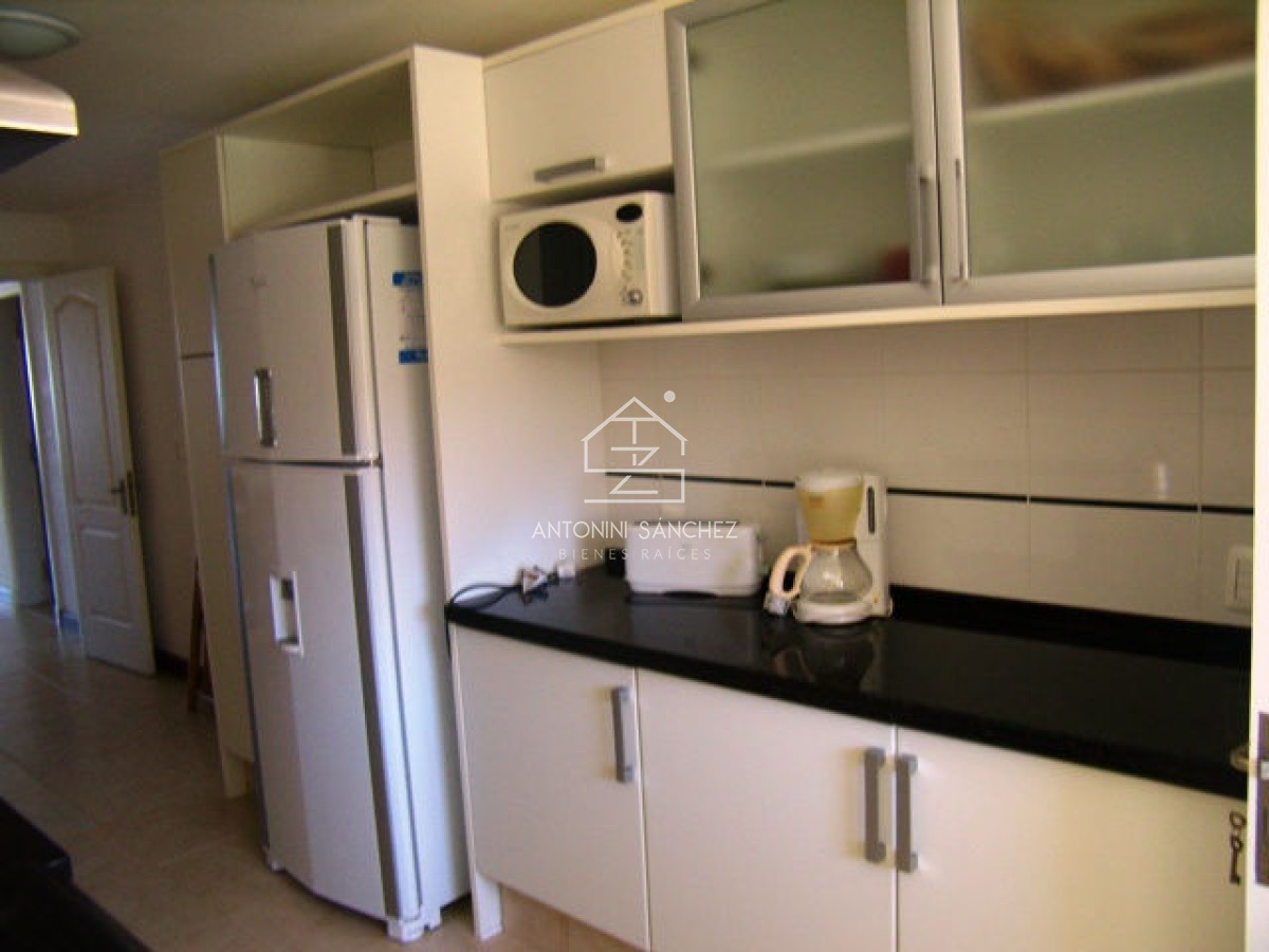 Apartamento ID.1280 - Brava, 3 dormitorios y dependencia