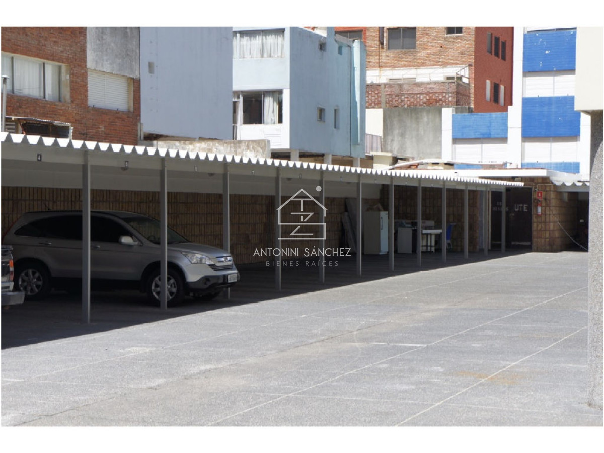 Apartamento ID.1110 - Sobre calle 20 y a pasos de todo!!