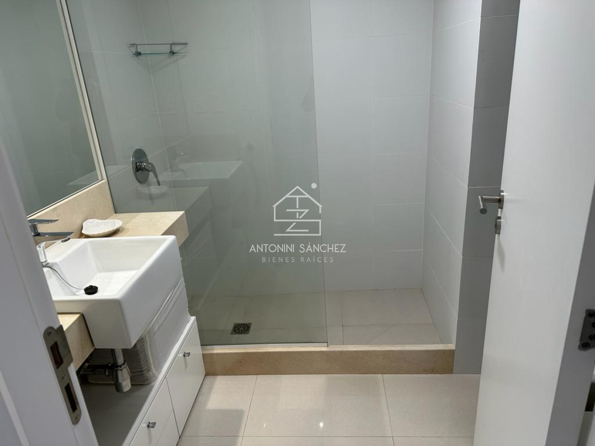 Apartamento ID.1379 - Mansa frente al mar 