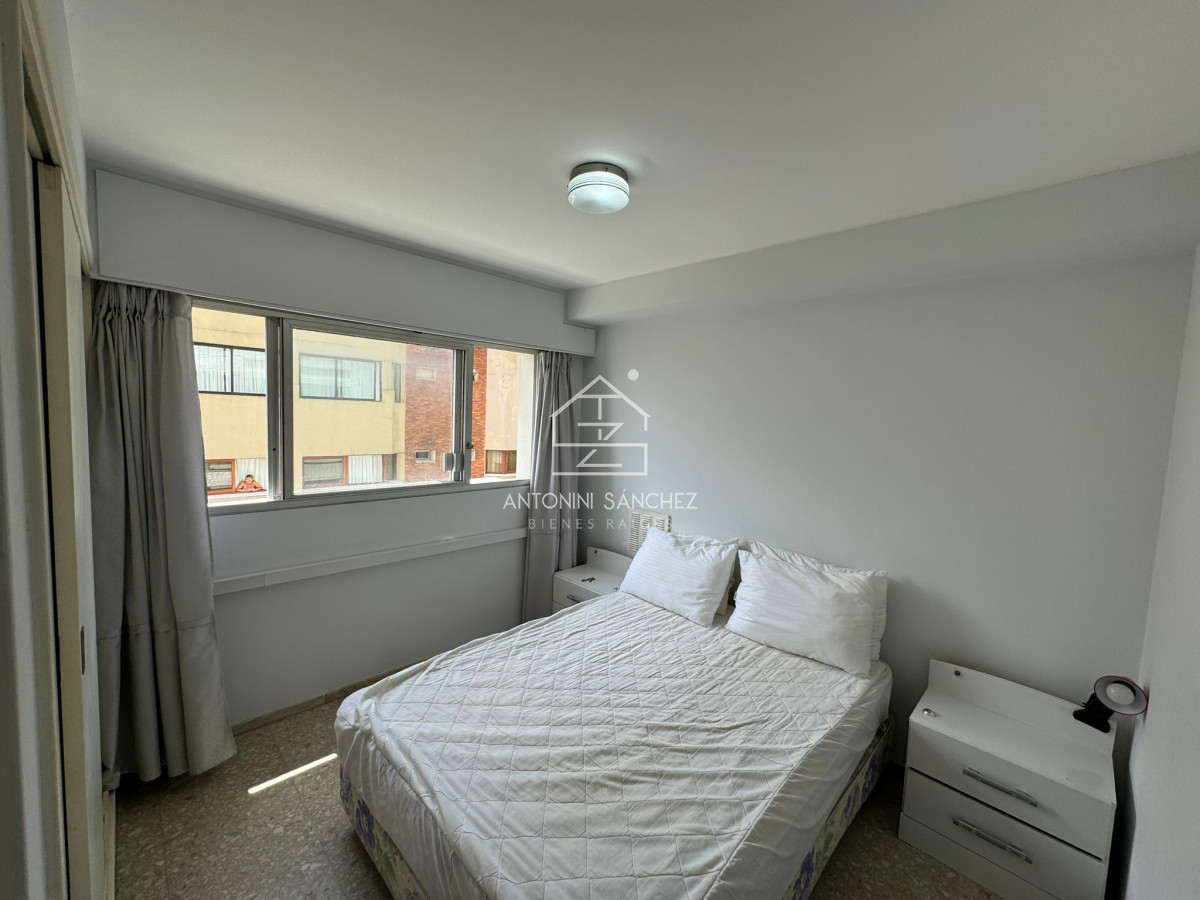 Apartamento ID.2048 - Peninsula gastos comunes bajos con buen garaje en sub suelo