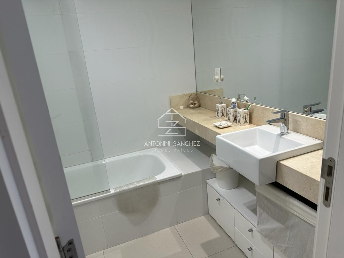 Apartamento ID.1379 - Mansa frente al mar 