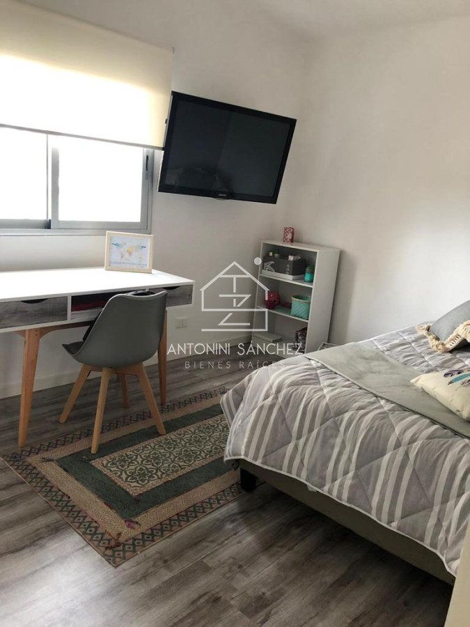 Casa ID.1158 - Mansa a metros del mar