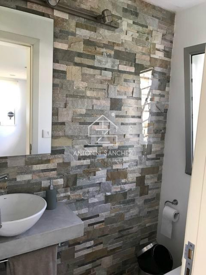 Casa ID.1158 - Mansa a metros del mar