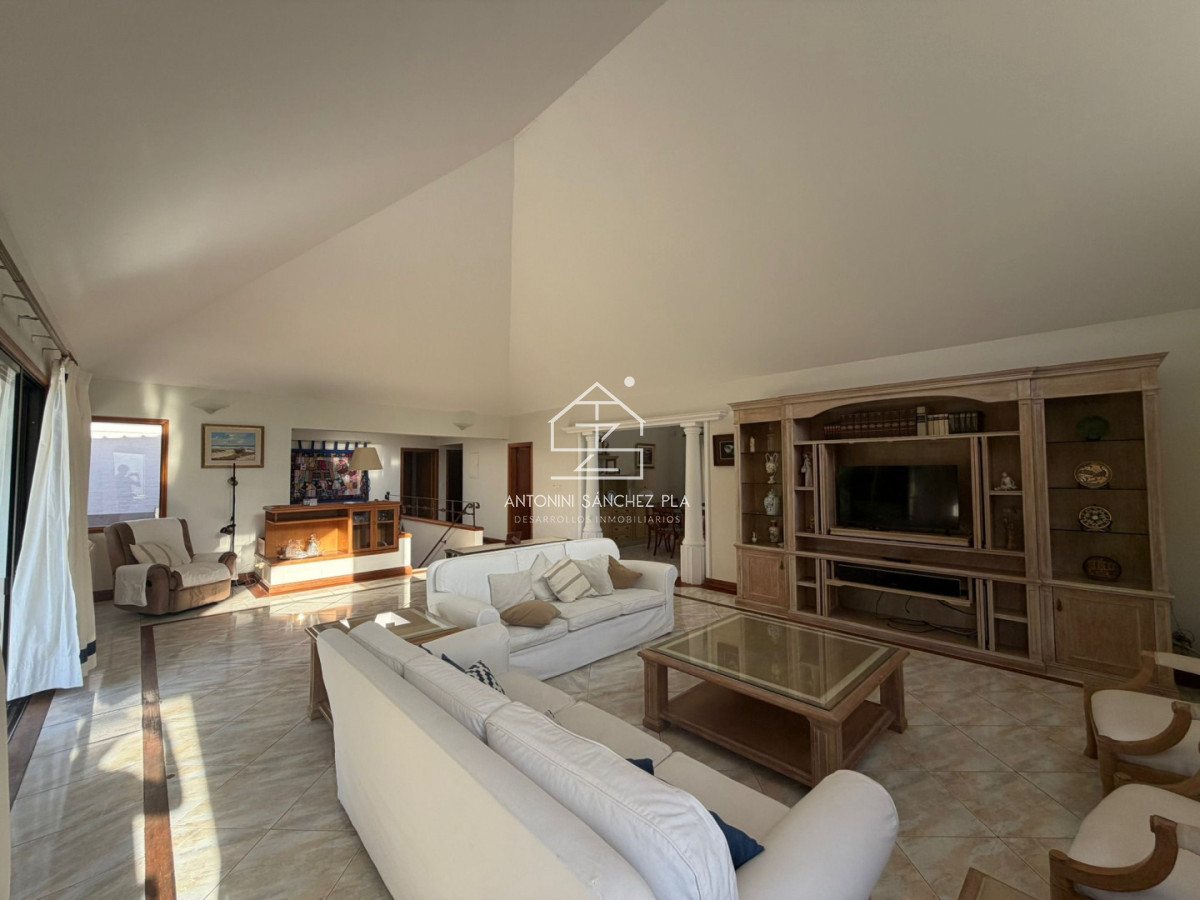 Casa ID.4048 - Casa en Alquiler anual Punta del este 3 dormitorios San Rafael , Parrillero , Piscina 