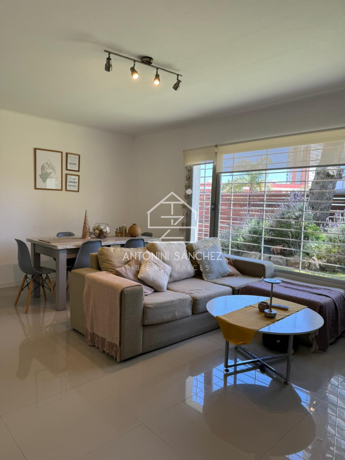 Casa ID.1158 - Mansa a metros del mar