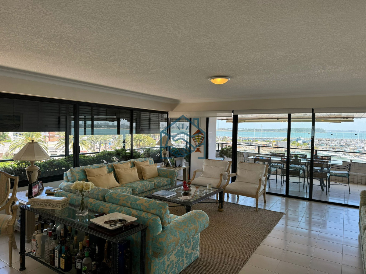 Apartamento ID.1122/Frente-al-puerto-soñada-vista - Frente al puerto soñada vista