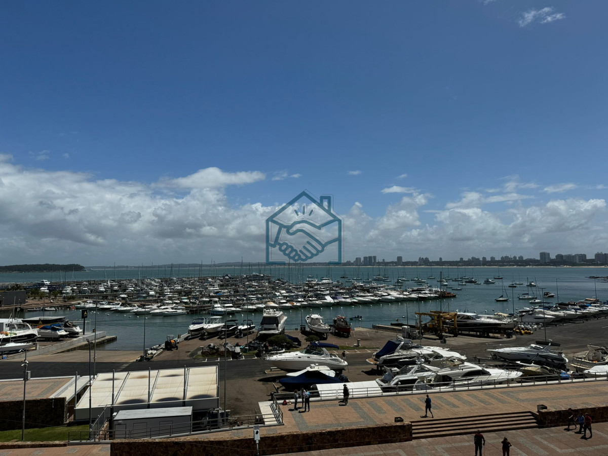 Apartamento ID.1122/Frente-al-puerto-soñada-vista - Frente al puerto soñada vista