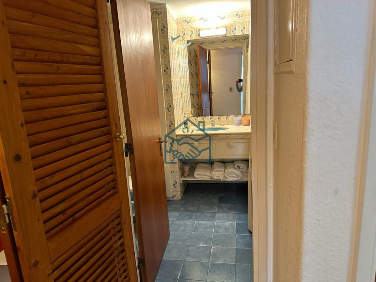 Apartamento ID.1279/Peninsula--con-servicio-de-mucamas - Peninsula  con servicio de mucamas