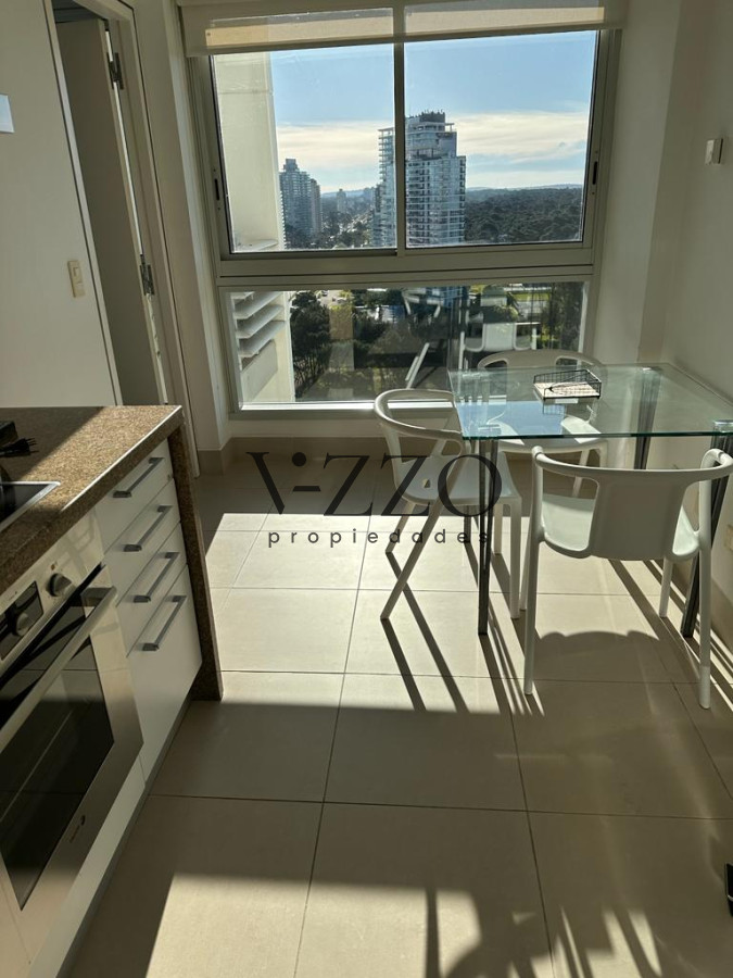 Apartamento ID.566/ - Apartamento en Punta del Este, Brava