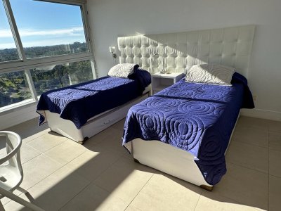 Apartamento ID.566/ - Apartamento en Punta del Este, Brava