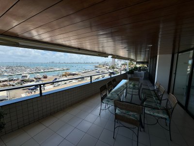 Apartamento ID.1122/Frente-al-puerto-soñada-vista - Frente al puerto soñada vista
