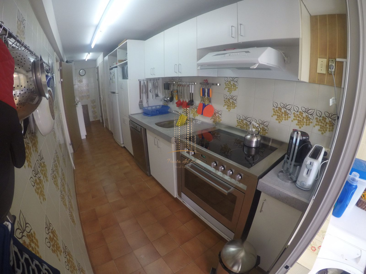 Apartamento ID.617 - Apartamento frente al mar en playa brava, Punta del Este