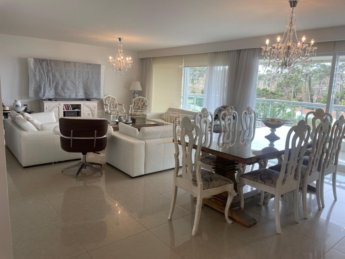 Apartamento ID.544 - Apartamento en venta frente al mar en Punta del Este playa mansa