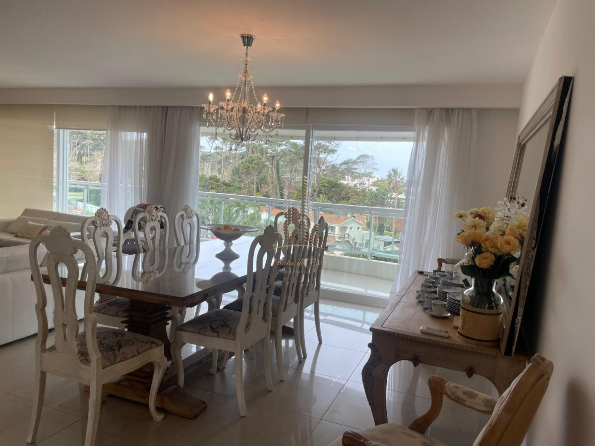 Apartamento ID.544 - Apartamento en venta frente al mar en Punta del Este playa mansa