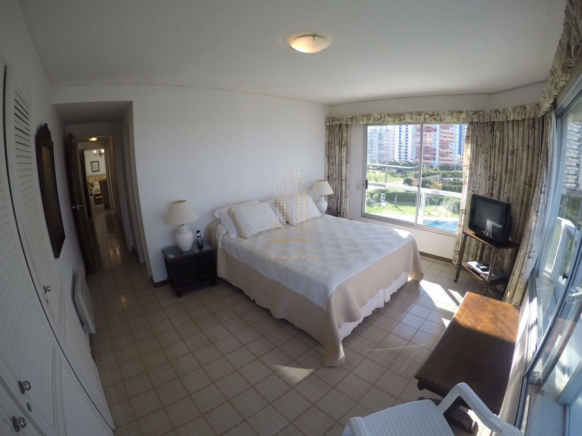 Apartamento ID.615 - Apartamento frente al mar, brava , en alquiler temporal y venta en Punta del Este