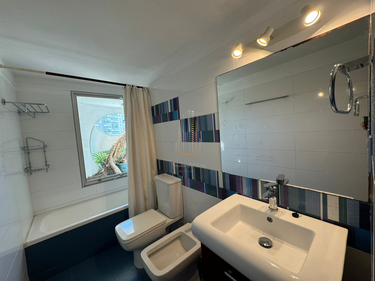 Apartamento ID.617 - Apartamento frente al mar en playa brava, Punta del Este