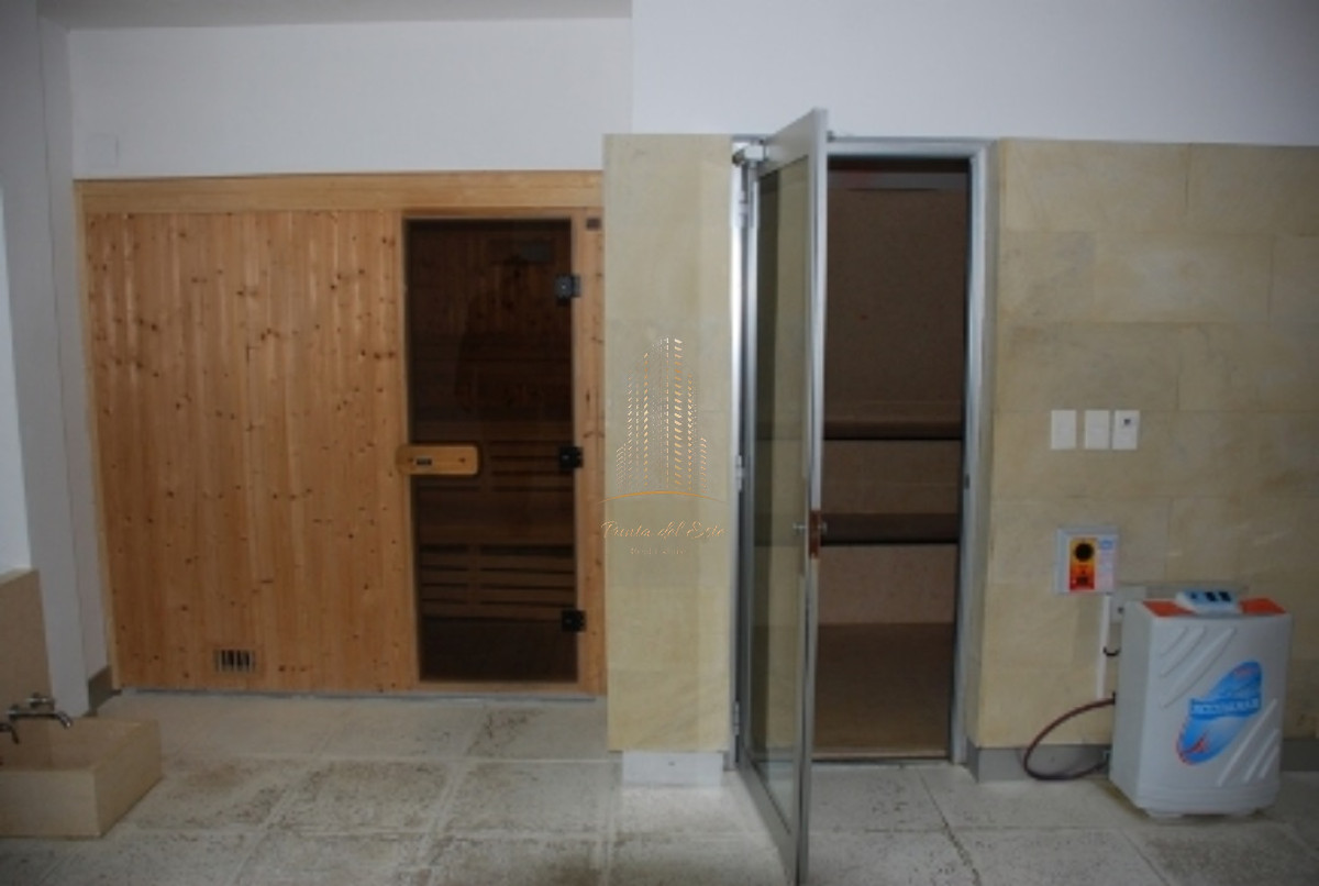 Apartamento ID.563 - Apartamento en alquiler temporal, playa mansa, Punta del Este