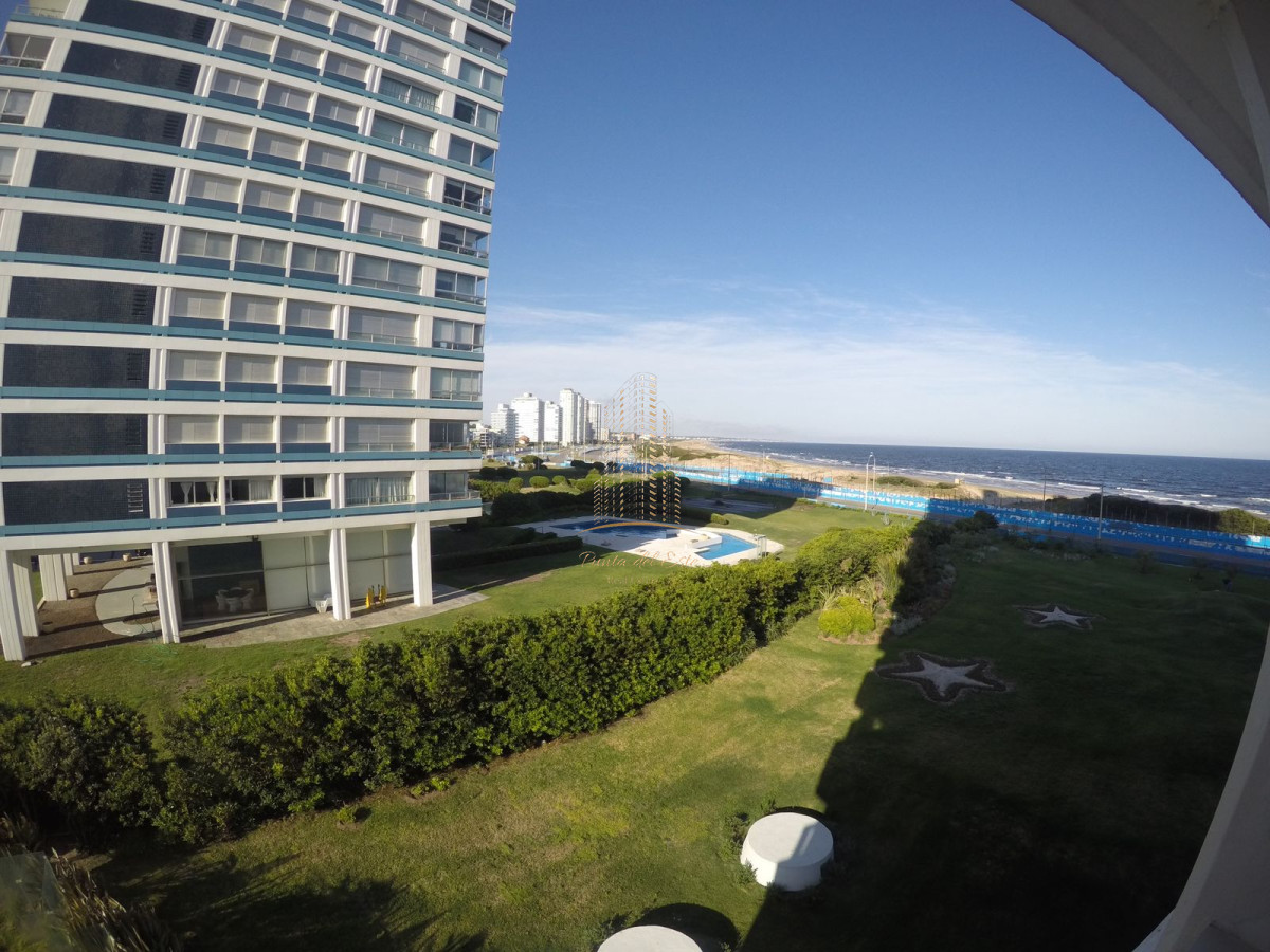 Apartamento ID.615 - Apartamento frente al mar, brava , en alquiler temporal y venta en Punta del Este