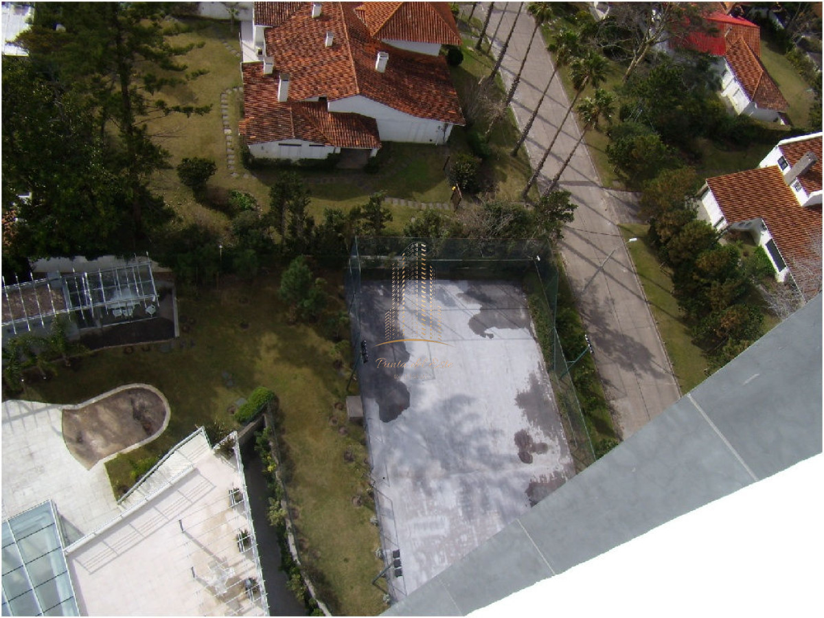 Apartamento ID.564 - Apartamento en alquiler temporal, Playa mansa Punta del Este