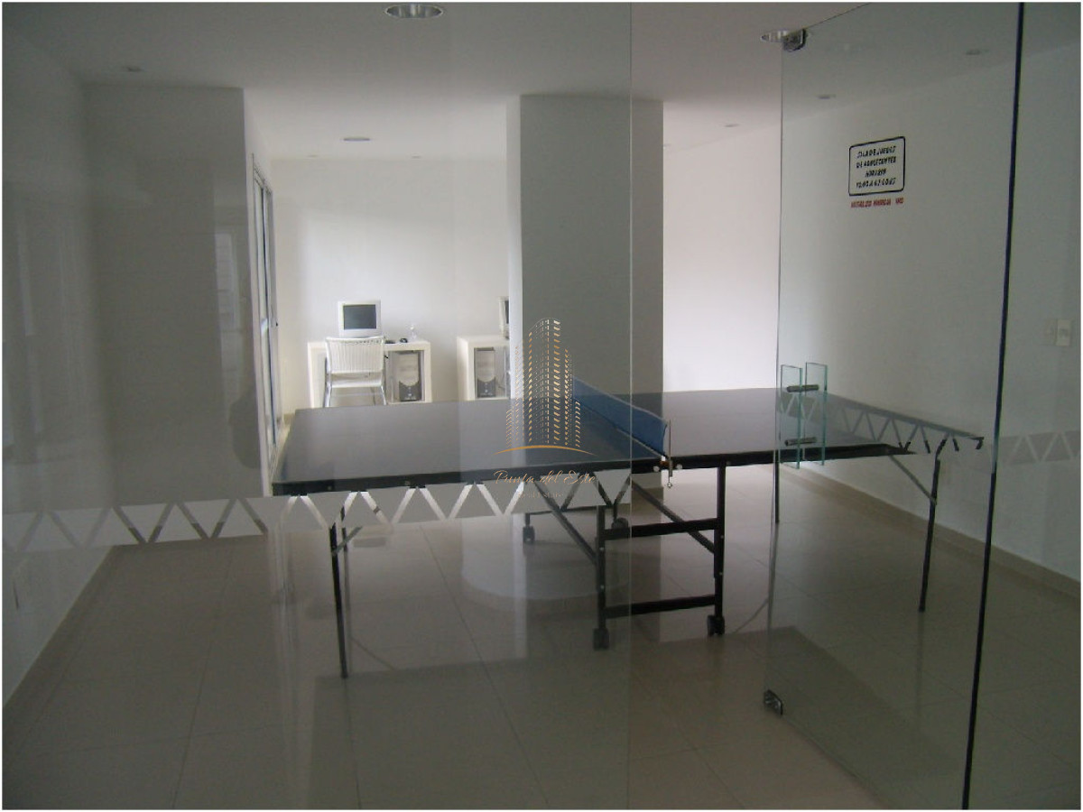 Apartamento ID.564 - Apartamento en alquiler temporal, Playa mansa Punta del Este