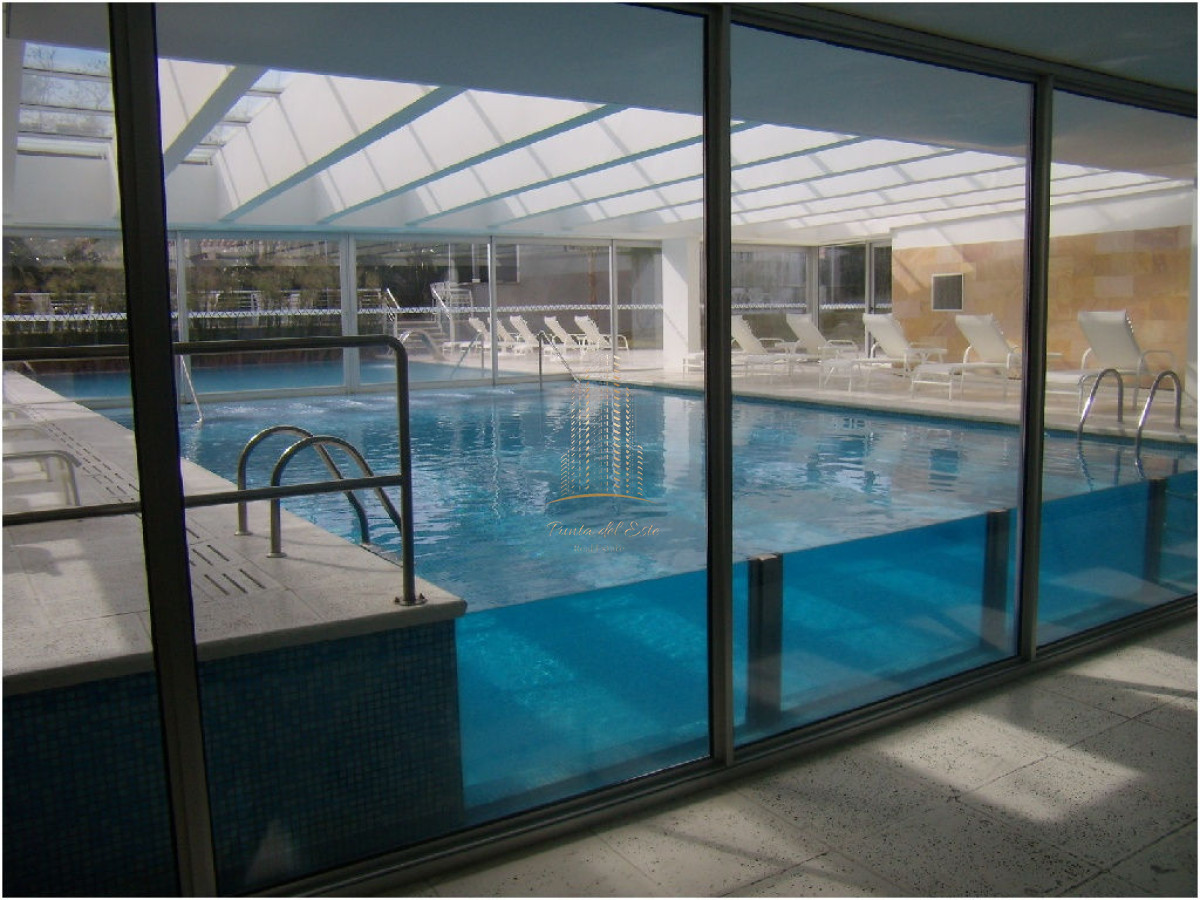 Apartamento ID.564 - Apartamento en alquiler temporal, Playa mansa Punta del Este