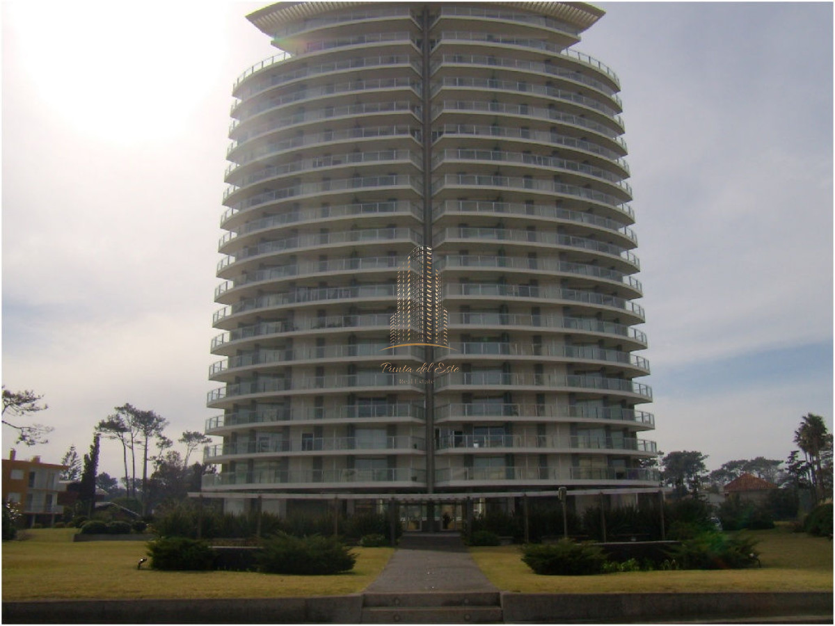 Apartamento ID.564 - Apartamento en alquiler temporal, Playa mansa Punta del Este