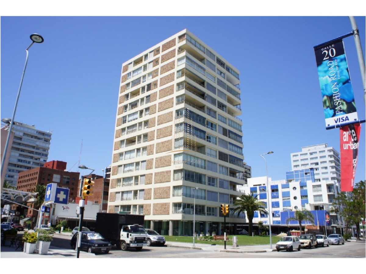 Apartamento ID.772 - Apartamento en venta en Peninsula, Punta del Este