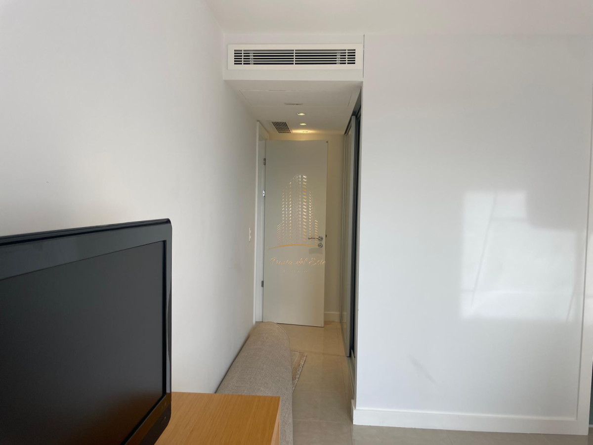 Apartamento ID.544 - Apartamento en venta frente al mar en Punta del Este playa mansa