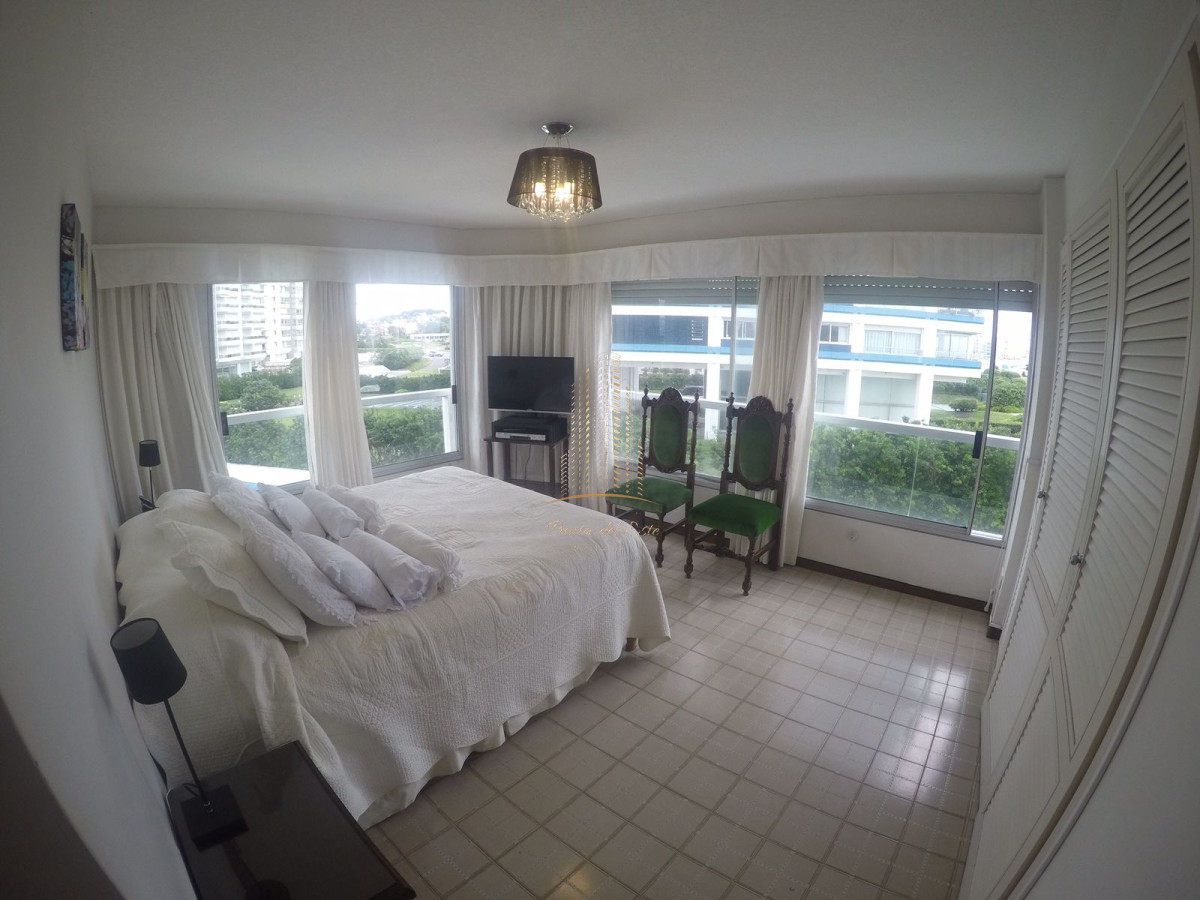 Apartamento ID.617 - Apartamento frente al mar en playa brava, Punta del Este